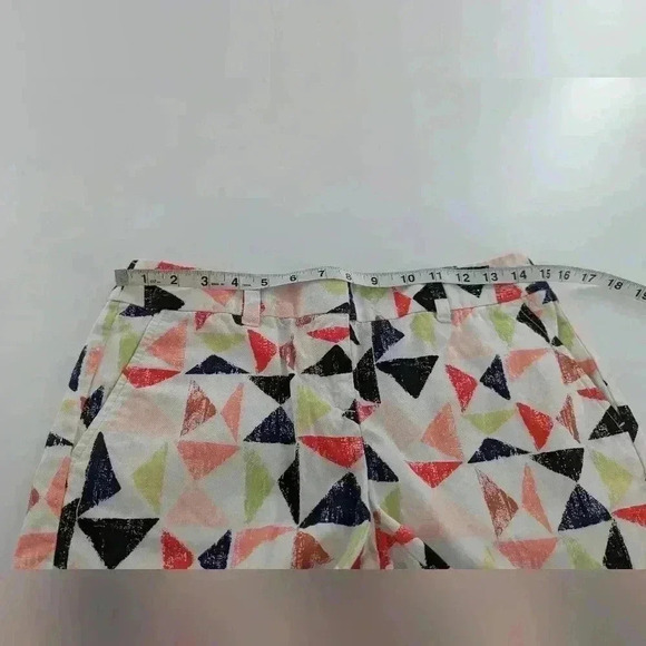 Ann Taylor LOFT 100% Cotton Shorts Triangle Pattern Colorful Shorts Womens Sz 0 - Picture 10 of 10